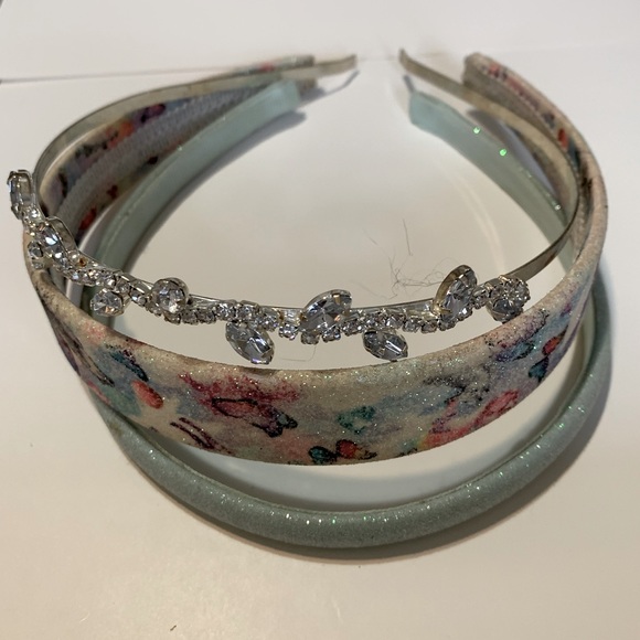 Set of three girl’s sparkly headbands: aqua, floral and rhinestone - Picture 2 of 2